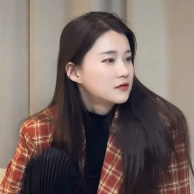 吃瓜网红头像女的是谁呀,吃瓜网红头像女主角的真实身份