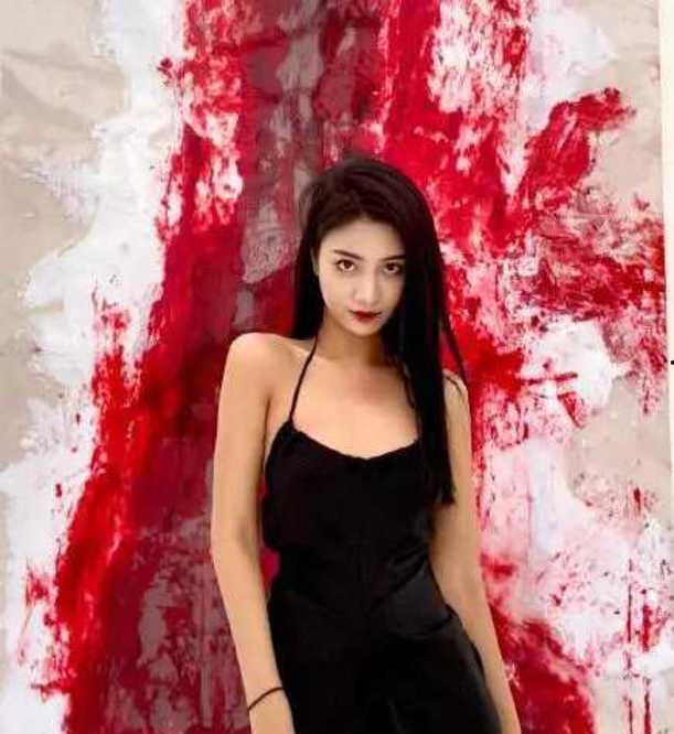 吃瓜爆料女网红是谁,吃瓜爆料女网红的真实身份大揭秘