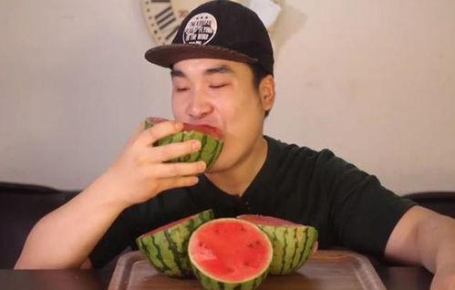网红直播吃的什么瓜,瓜界新宠，直播间的美食盛宴